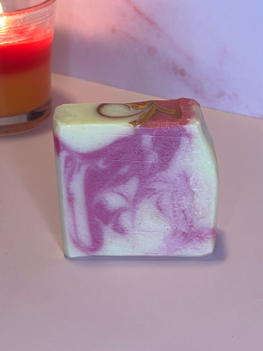 Rosé All Day Luxe Bar - 🌸 Soft, feminine, flirty